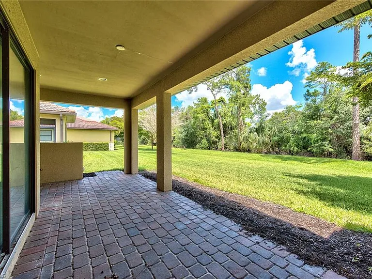 7815 Bucks Run Dr — Photo 25