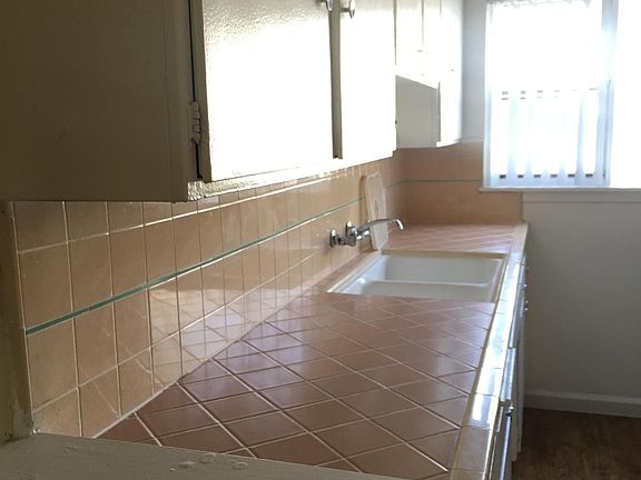 5th image of 4520 Santa Rosalia Dr APT 8