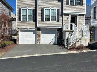 93 Sowers Dr, Hackettstown, NJ 07840
