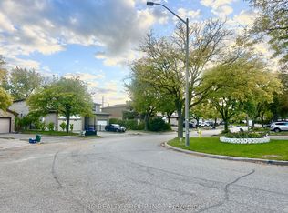 49 Carey Cres, Markham, ON L3R 3E6