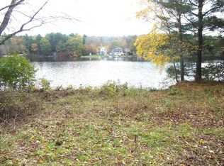154 Glen Echo Shore Rd, Charlton, MA 01507