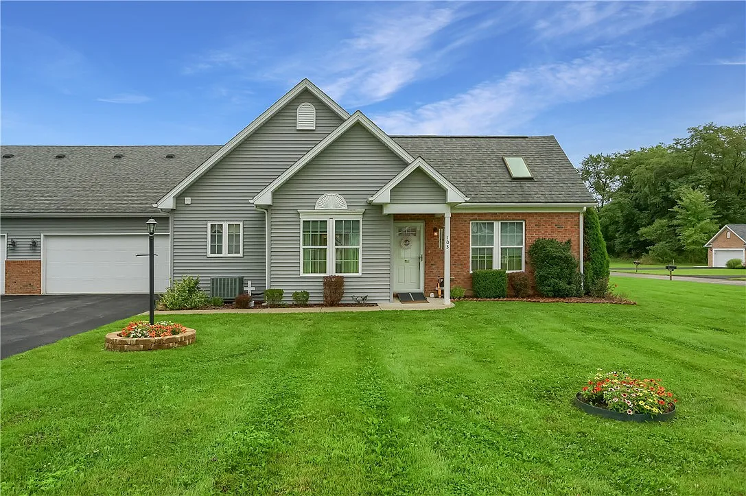 103 Nottingham Dr #19 photo 1