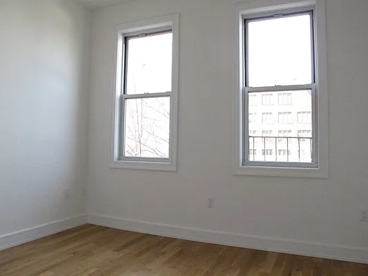 Rented by Residents Team | media 16