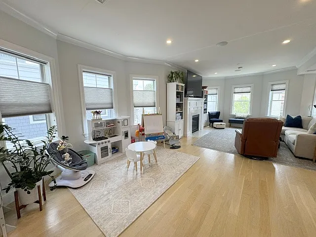 22 Roseclair St #3 — Photo 3