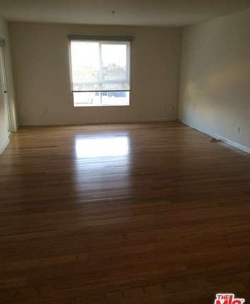 5th image of 1117 N Orange Dr APT 303