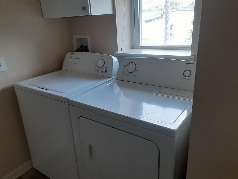 1st image of 139 W Peoria St #201