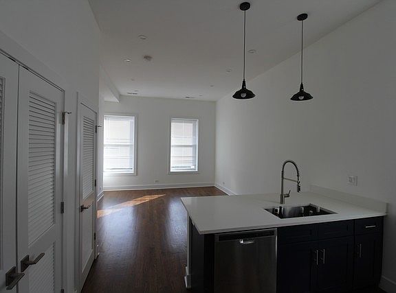 4th image of 1440 N Milwaukee Ave #2F