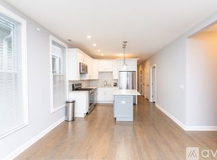1821 N Tripp Ave #2FF, Chicago, IL 60639