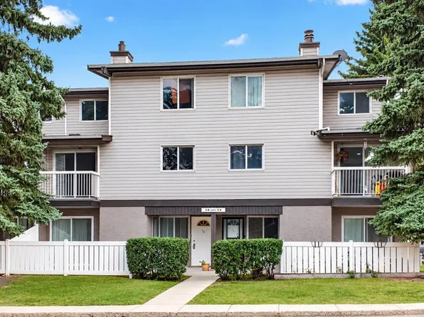 3800 N Fonda Way SE #8, Calgary, AB T2A 6G8