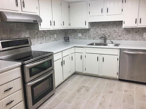 3rd image of 13413 N 25th Dr