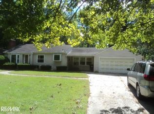 33905 Cowan Rd, Westland, MI 48185