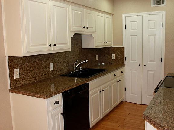 Updated kitchen with granite tile