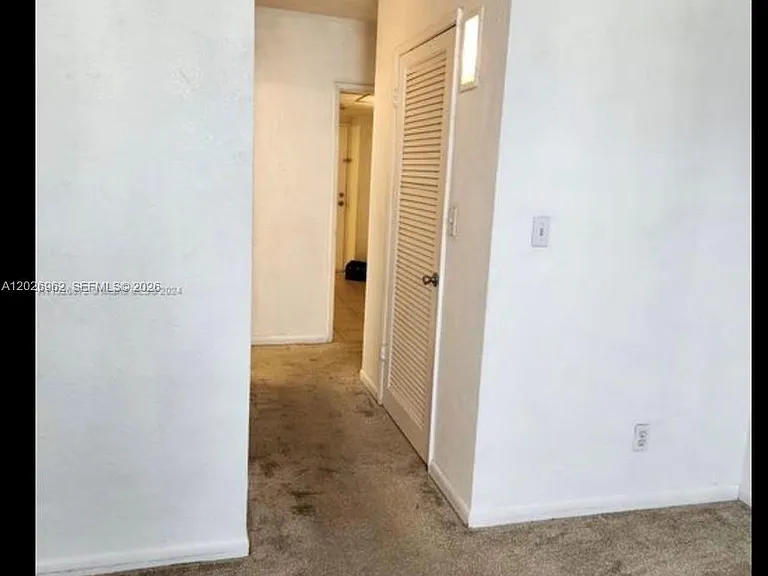 19390 Collins Ave #904 — Photo 5