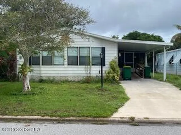 640 Wedelia Dr, Barefoot Bay, FL 32976