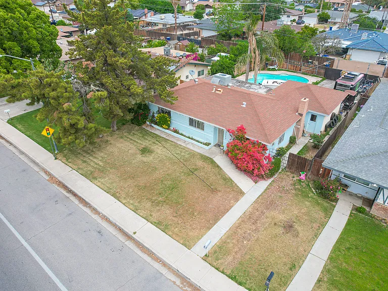 3520 Planz Rd — Photo 30