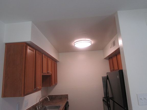 4th image of 3142 Azalea Garden Rd #C