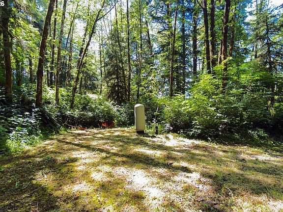 3rd image of 13820 Siletz Hwy #404