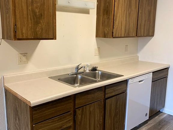 5th image of 1170 Boulder Dr APT D1