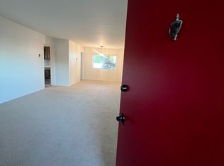 521 E Arrellaga St #11, Santa Barbara, CA 93103