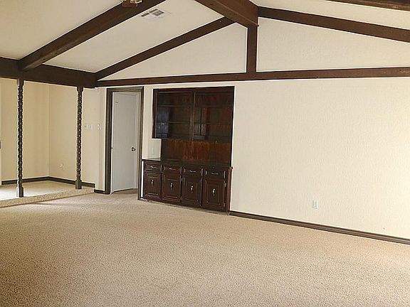 3rd image of 5511 Turfwood Ln