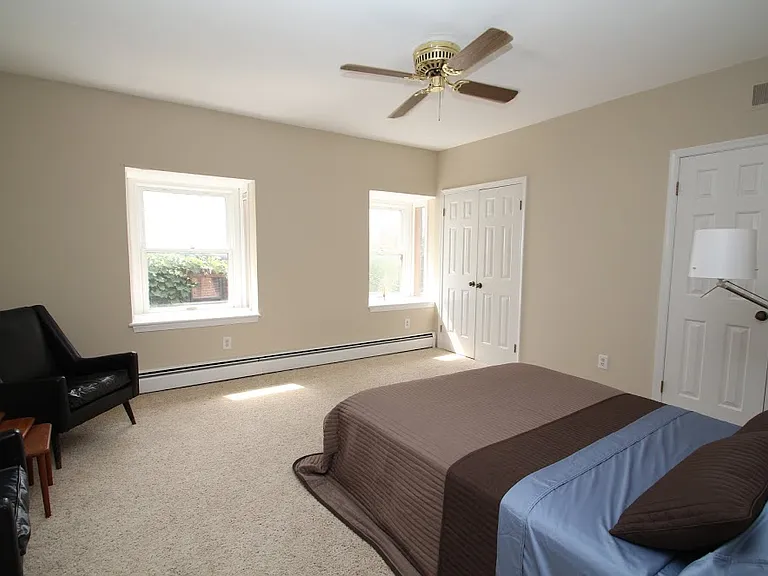 213 S Alfred St #5 — Photo 8