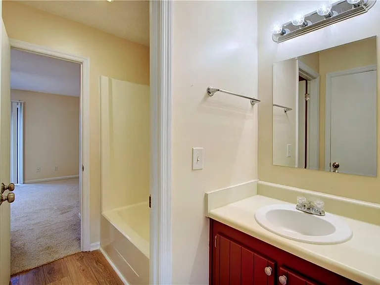 639 Brockinton Point #639 — Photo 10