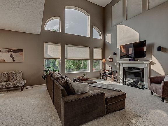 5th image of 6392 Stonemill Dr