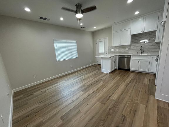 3rd image of 16005 S Harvard Blvd APT D