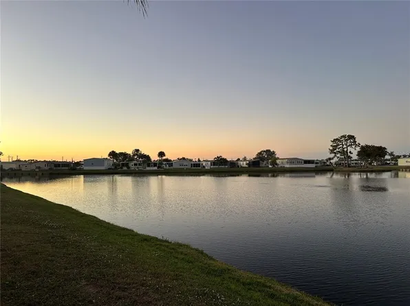 109 Lakeview Dr, North Port, FL 34287