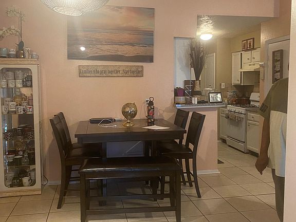 2nd image of 5018 Riverwood Dr