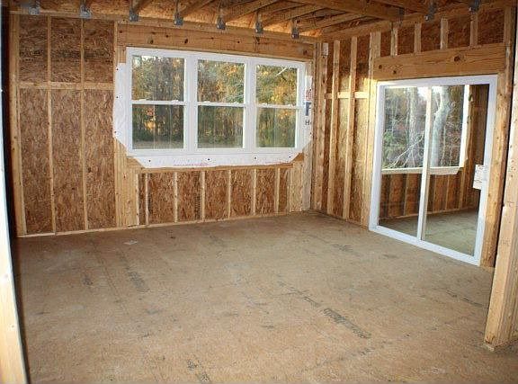 3rd image of 58 Hannah Dr