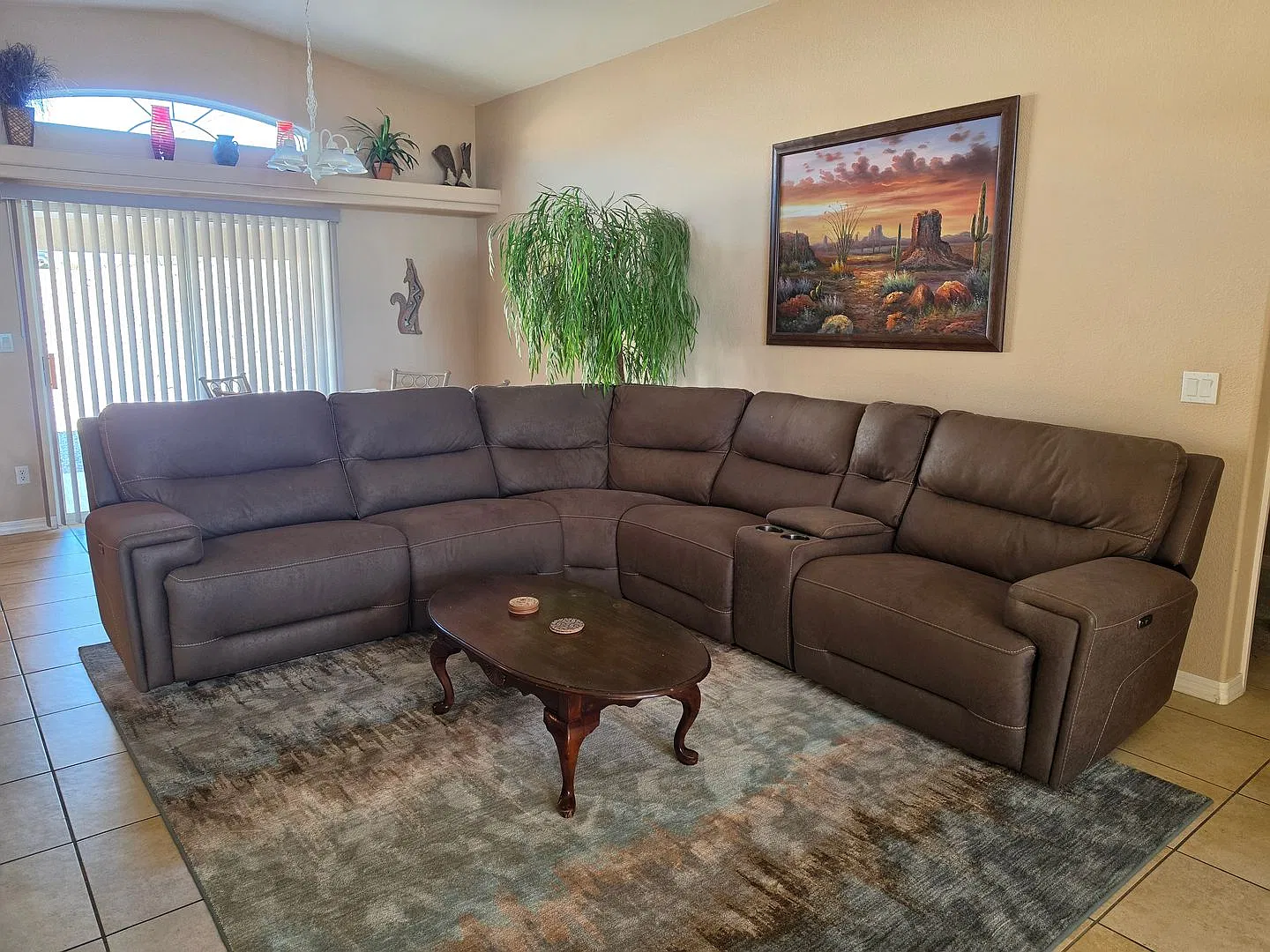 Avail 2027 Winter Furnished Home — Photo 3