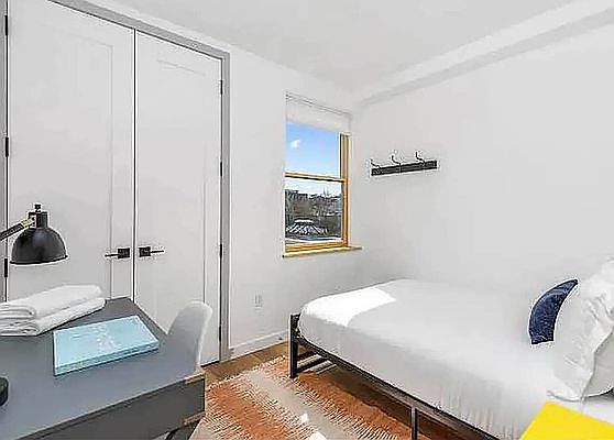 4th image of 635 Sterling Pl #4C