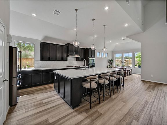 5th image of 8303 Mount Washburn Ln