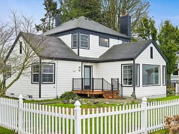 1116 Peace Portal Drive, Blaine, WA 98230