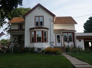 304 N German St, Mayville, WI 53050