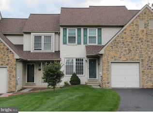 2 Winterset Ct, West Grove, PA 19390