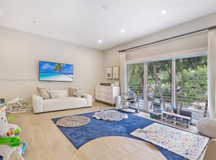 102 Royal Park Dr APT 1F, Fort Lauderdale, FL 33309