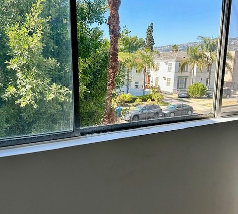 2nd image of 440 N Hayworth Ave APT 203