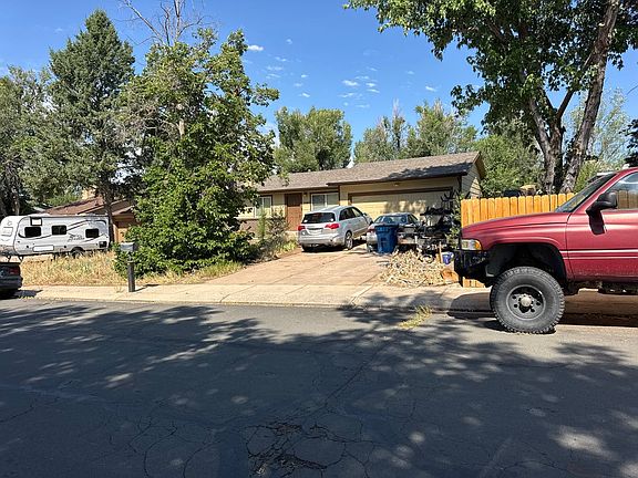 2nd image of 2140 Farnsworth Dr