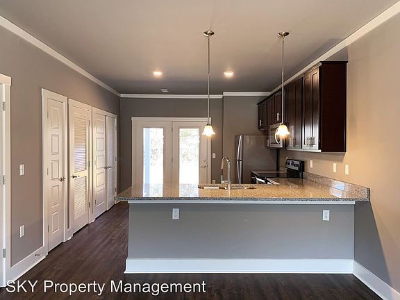 3rd image of 2940 Highway 31 W APT B103