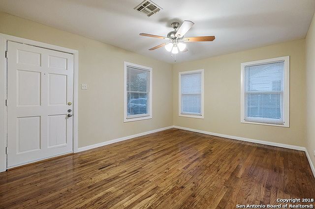 1st image of 307 Bradford Ave