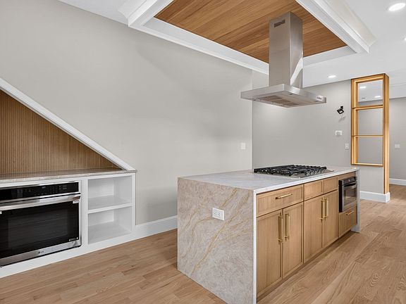 4th image of 737 Somerville Ave #B