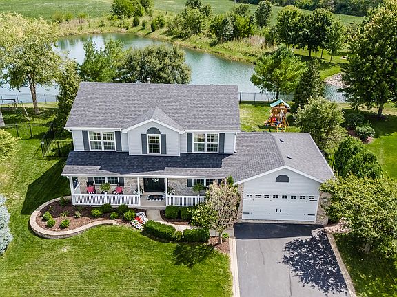 2nd image of 218 Hancock Dr