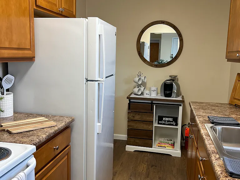 Greenleaf Meadows Apartments — Photo 7