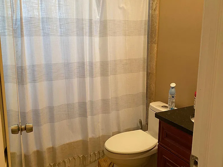 3744 N Kenmore Ave #2 — Photo 8