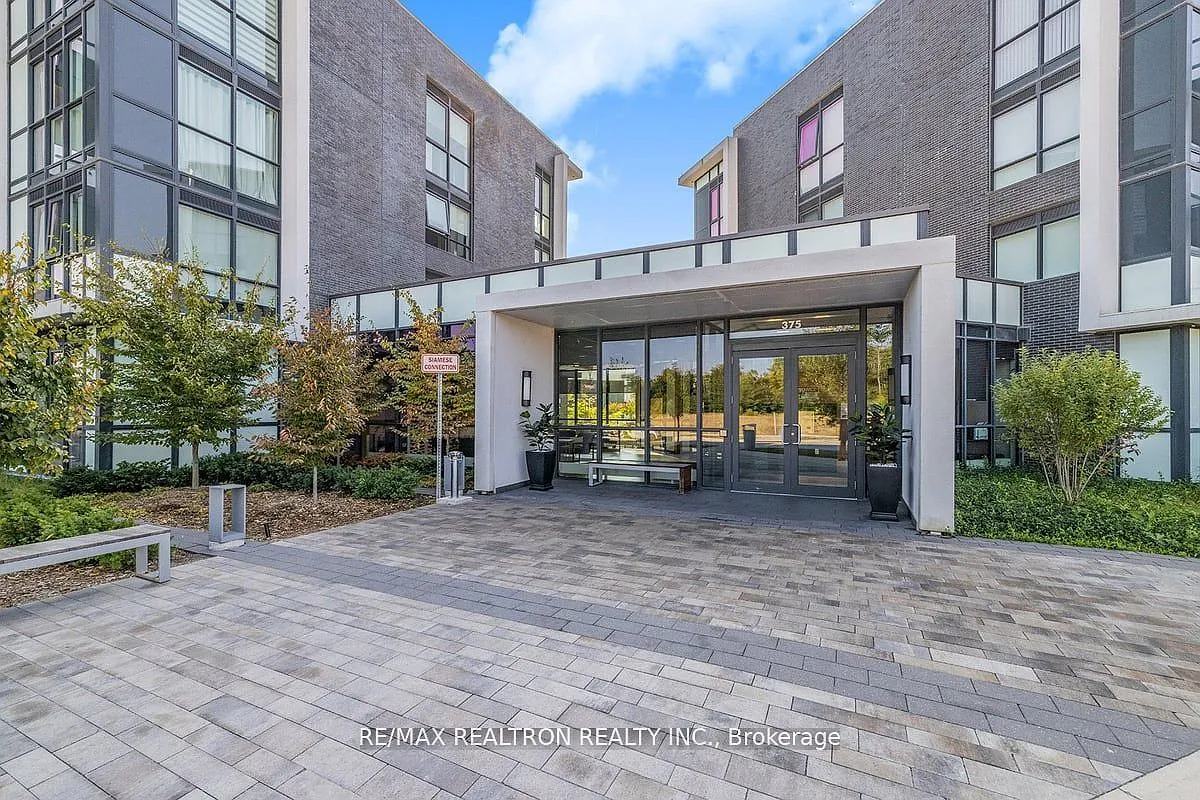 3 bed, $2,500 — Photo 2