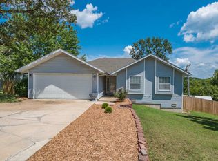 230 Mary Ln, Kirbyville, MO 65679