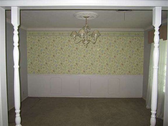 3rd image of 3005 W Avenue S