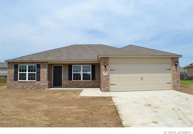 1st image of 14712 S Hickory Cir